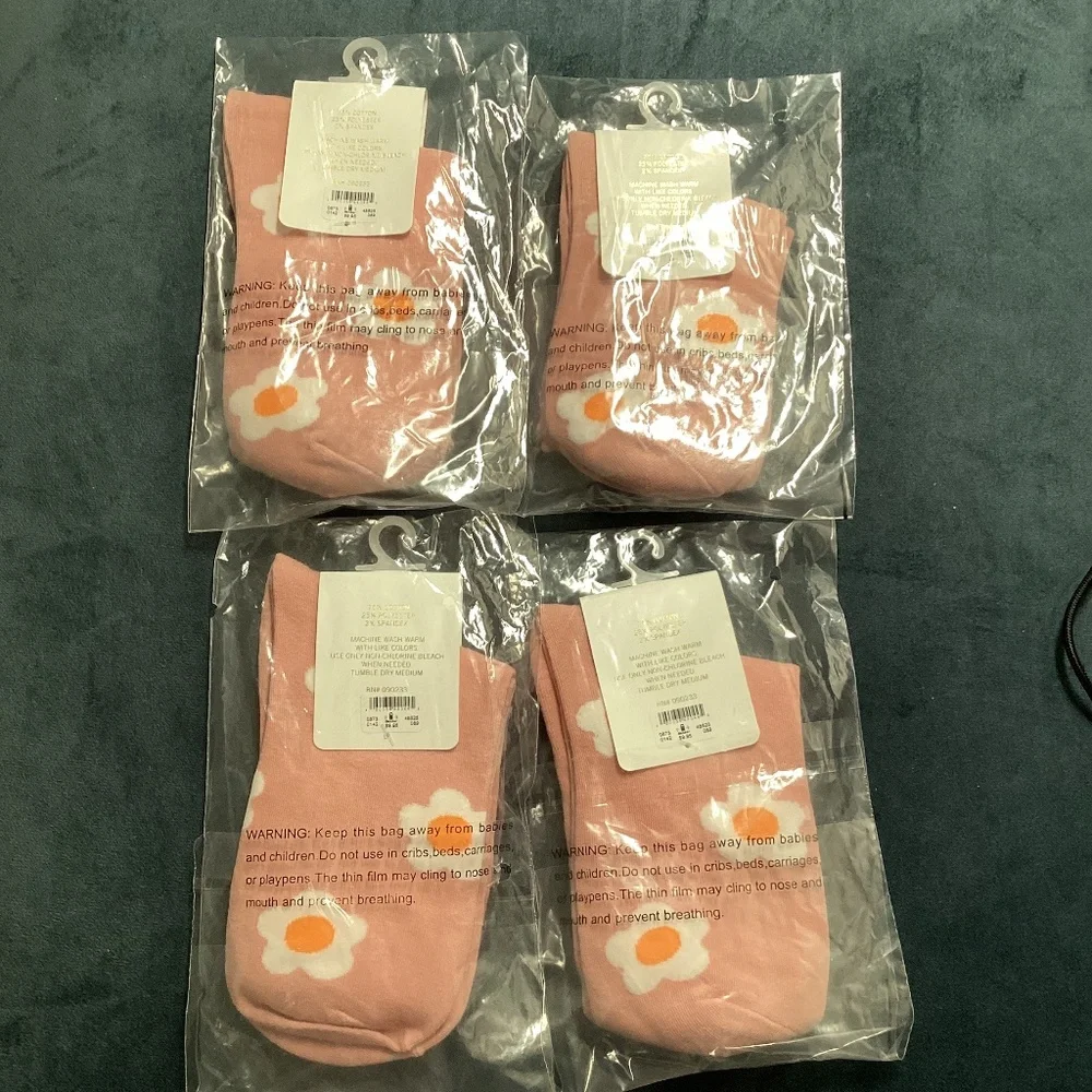 LA Hearts Daisy Flower Pink Socks Bundle